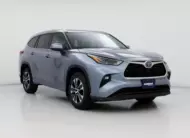 2022  Toyota  Highlander Hybrid XLE