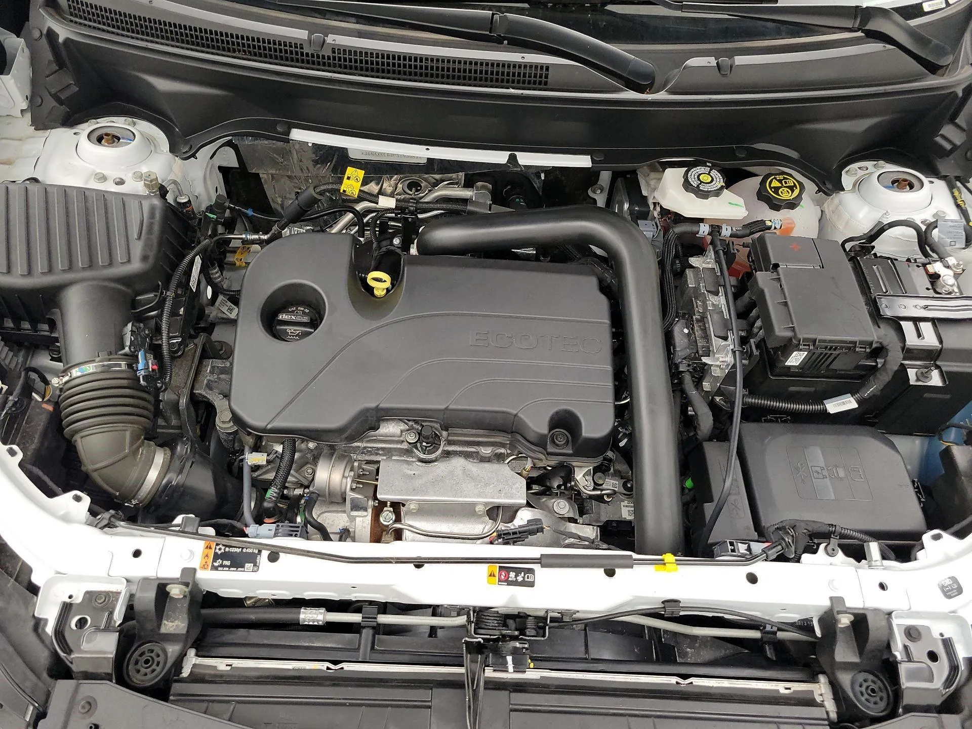 2023  Chevrolet  Equinox LT
