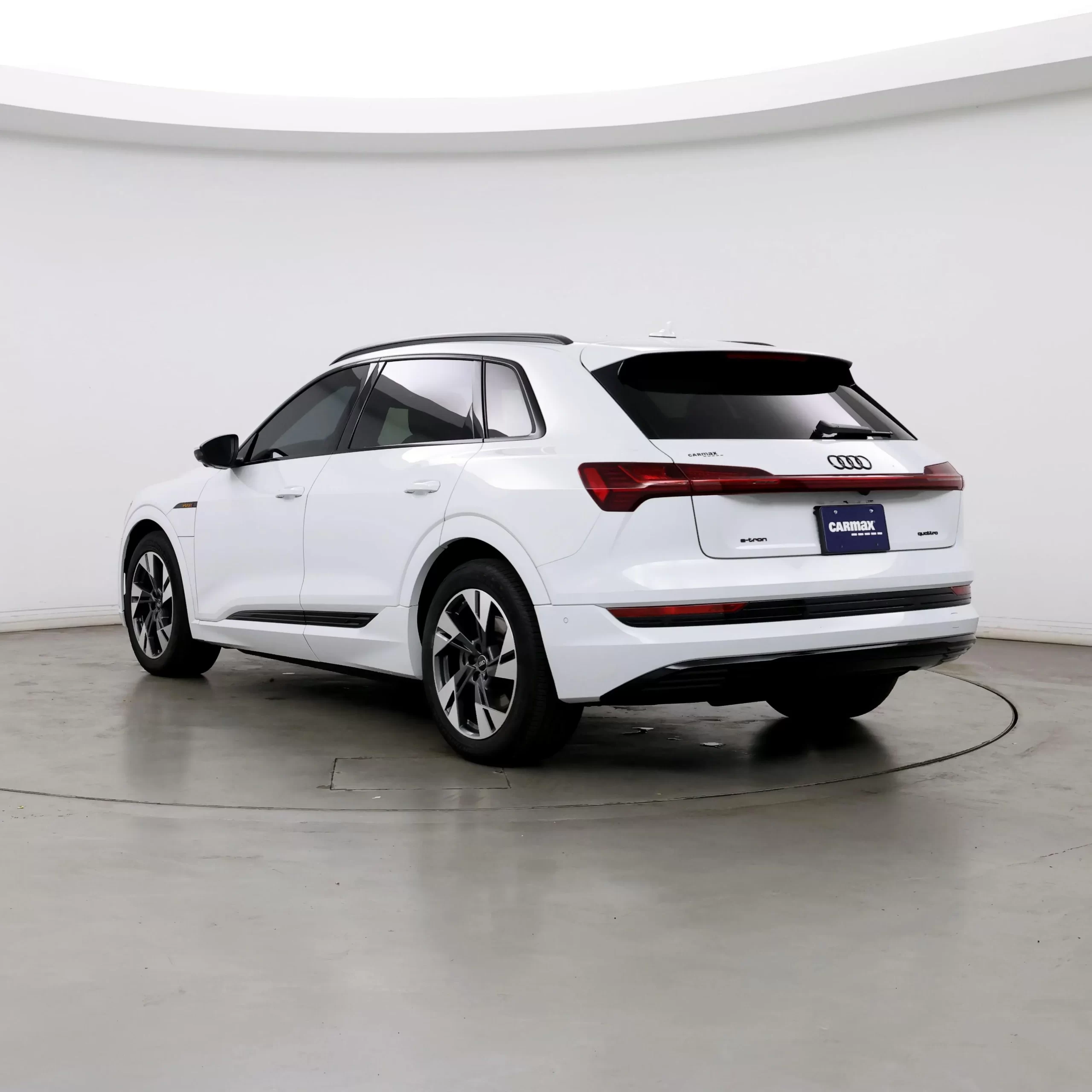2022  Audi  e-tron Premium