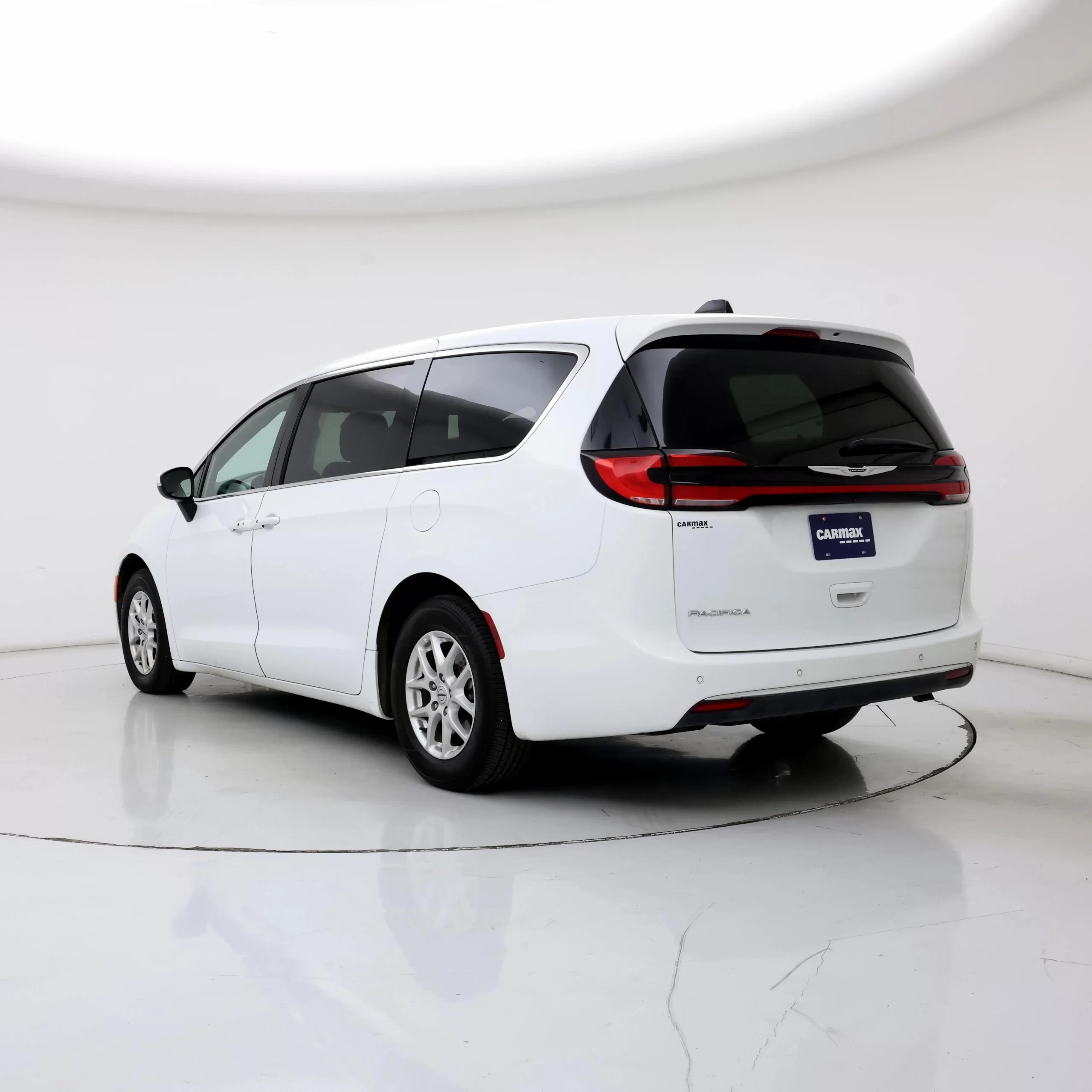 2023  Chrysler  Pacifica Touring