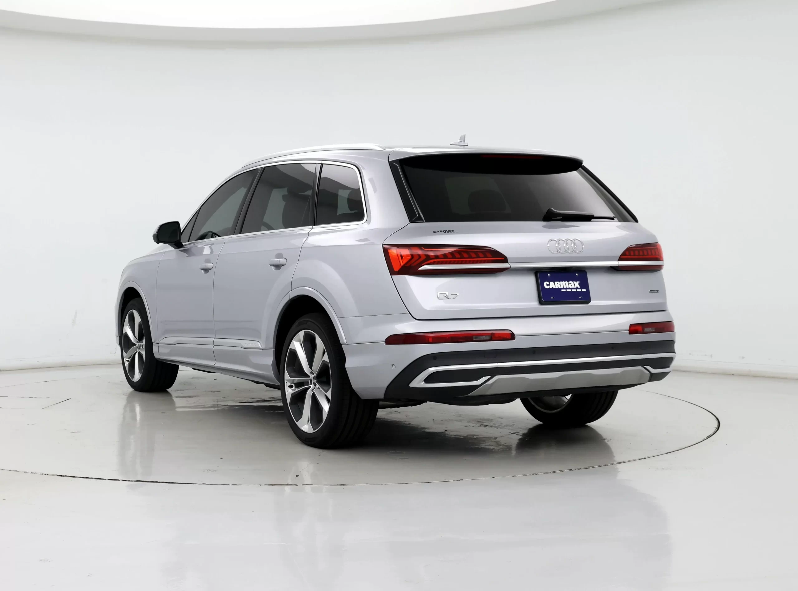 2022  Audi  Q7 Premium Plus