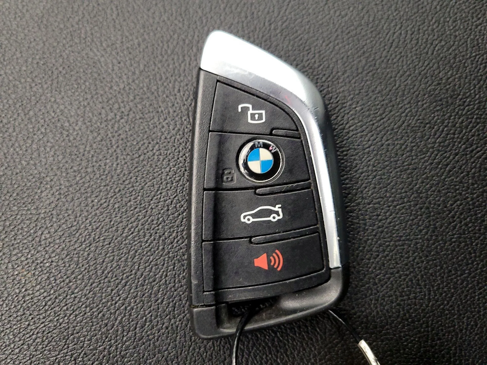 2021  BMW  330 I