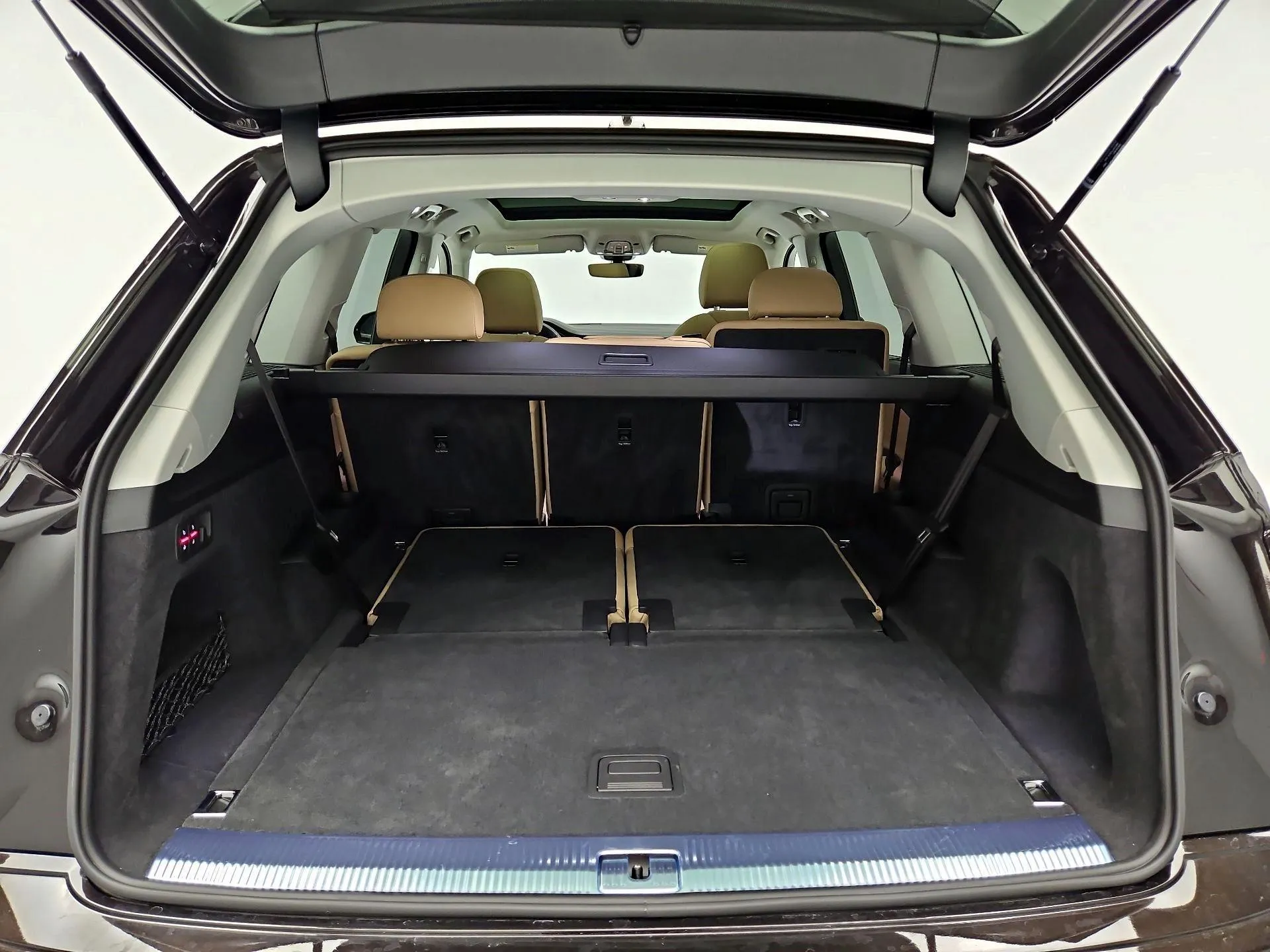 2024  Audi  Q7 Premium Plus