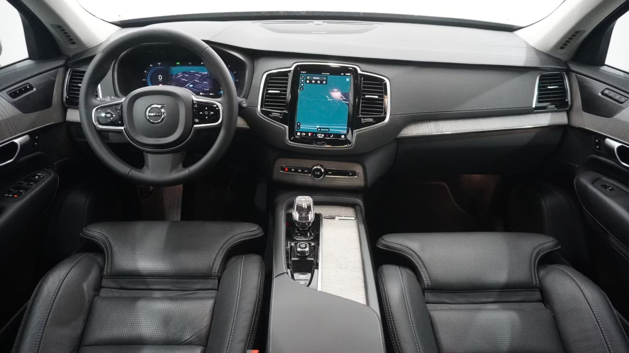 2023 Volvo XC90