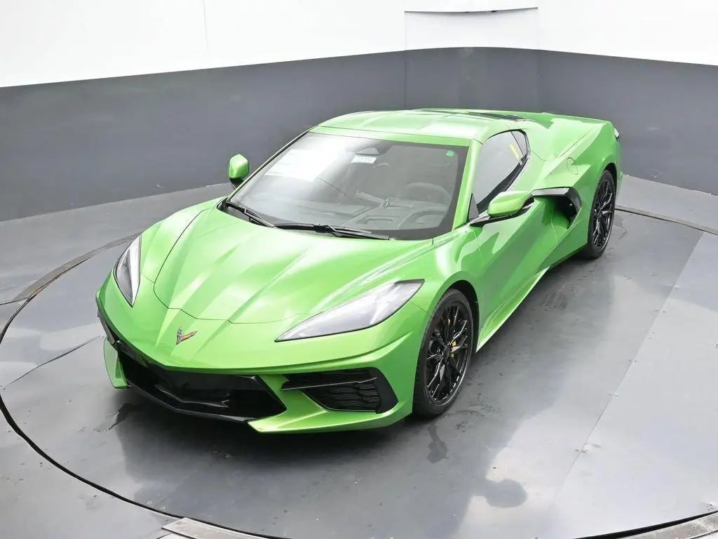 2026 Chevrolet Corvette Stingray w/2LT
